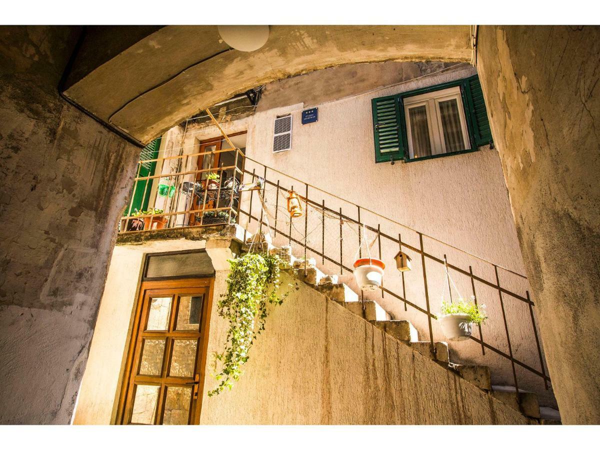 Double A Split Apartment Exterior photo